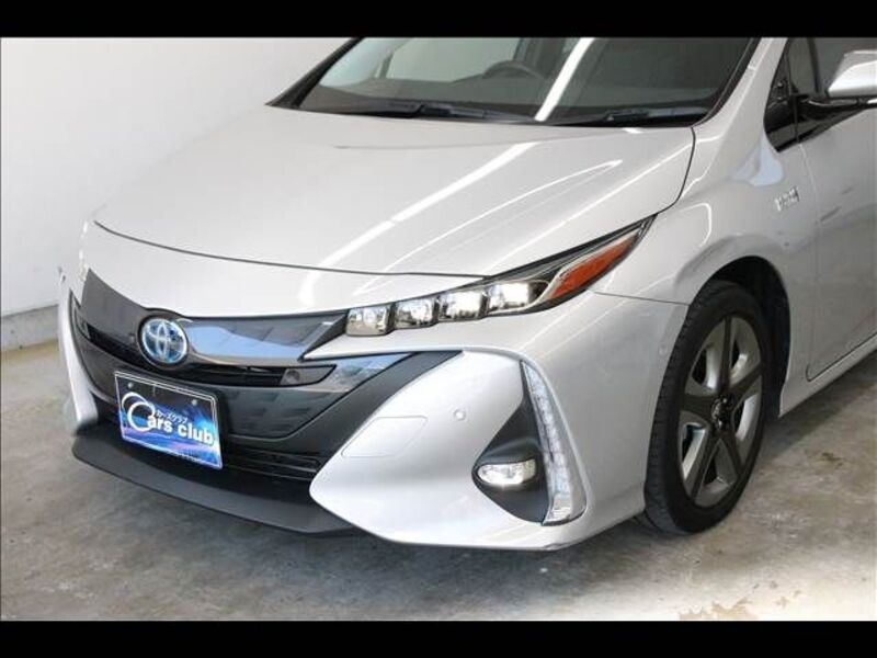 PRIUS PHV