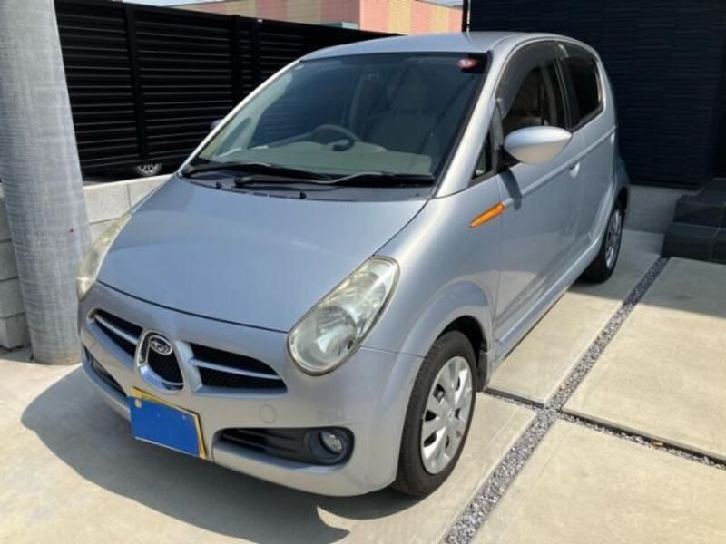 SUBARU R2
