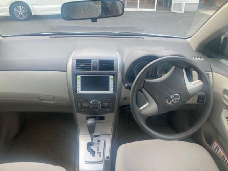 COROLLA AXIO