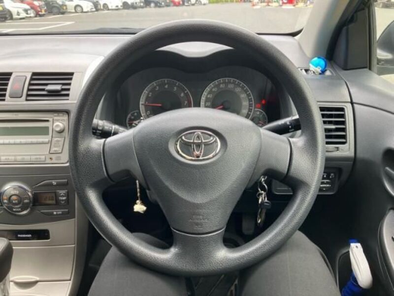 COROLLA FIELDER