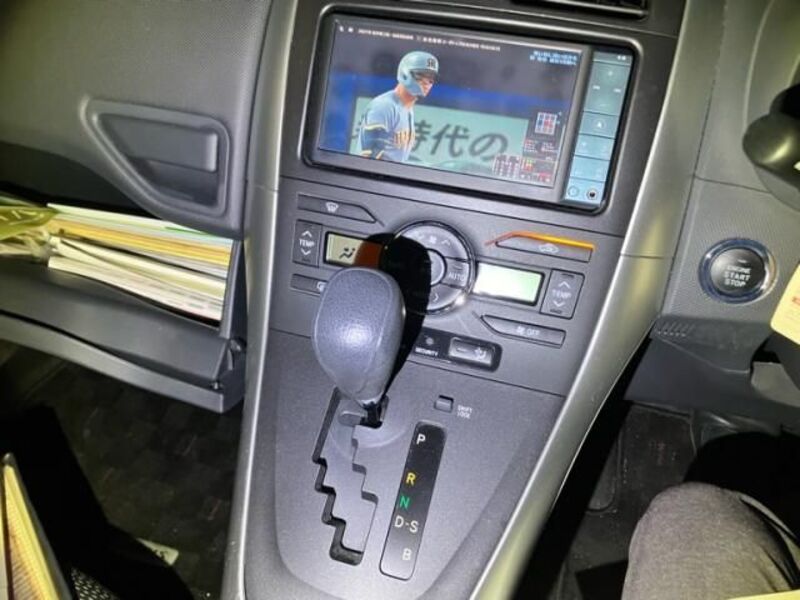 AURIS