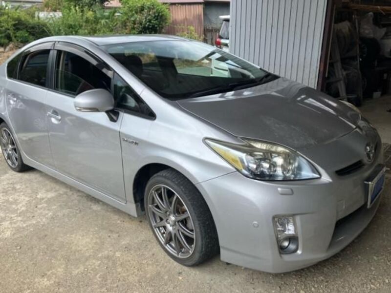PRIUS-0
