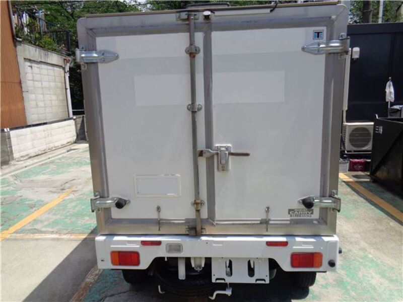 CARRY TRUCK
