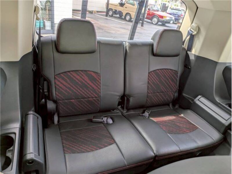 DELICA D5
