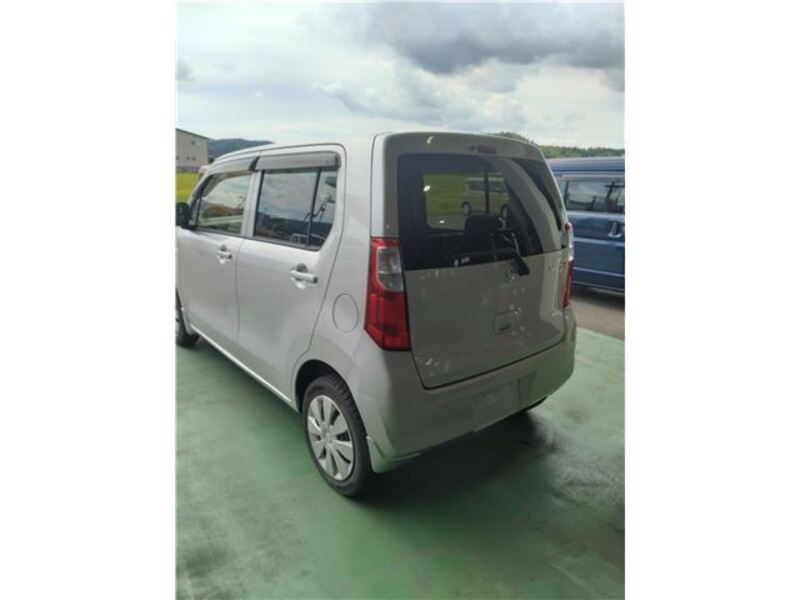 WAGON R