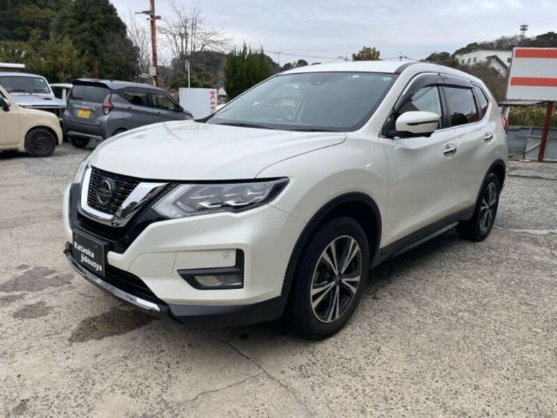 X-TRAIL