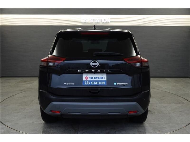 X-TRAIL