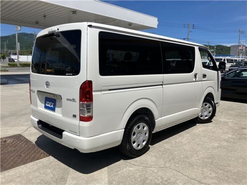 HIACE