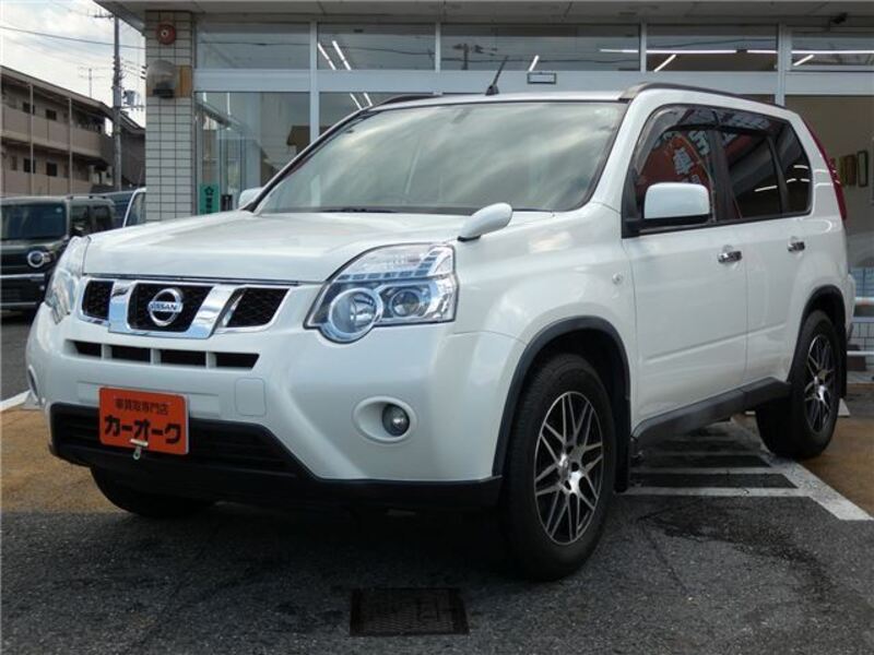 X-TRAIL-0