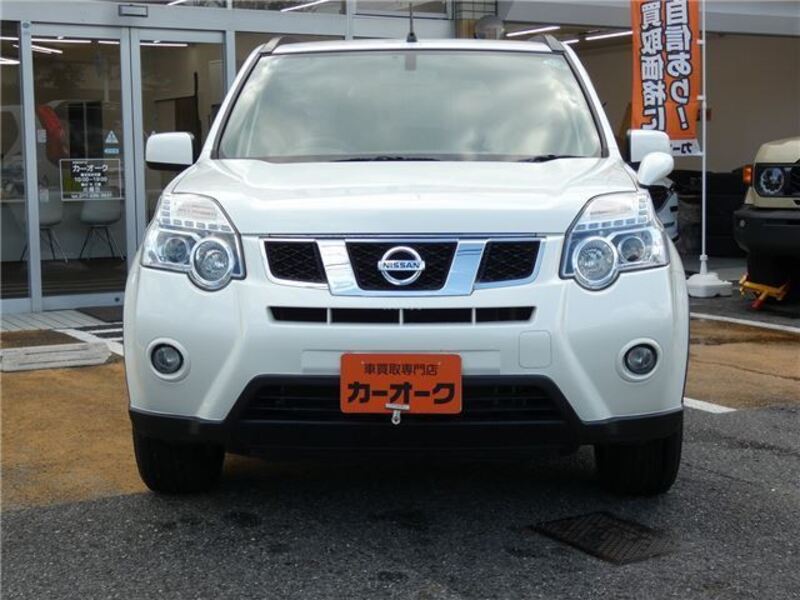 X-TRAIL
