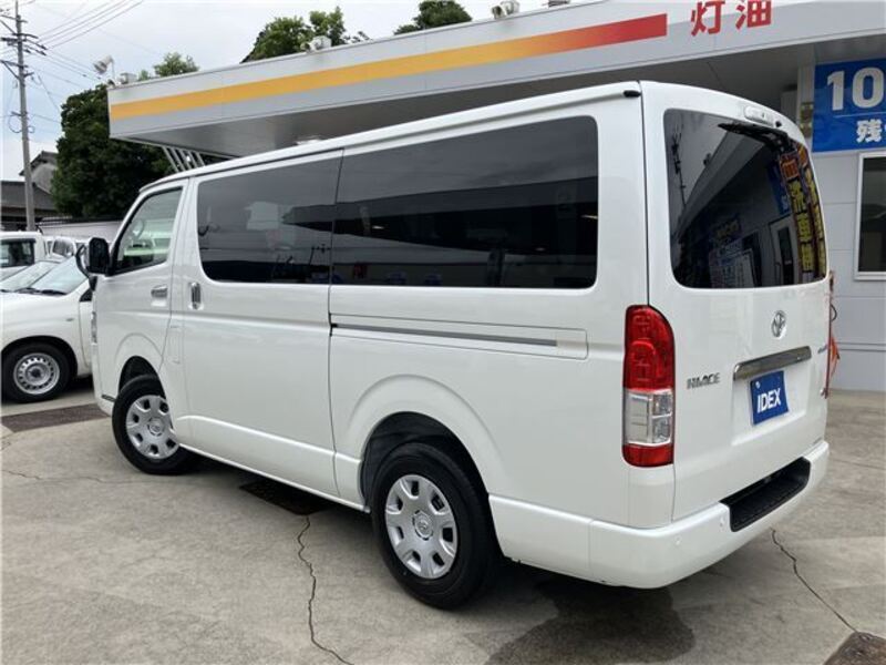 HIACE