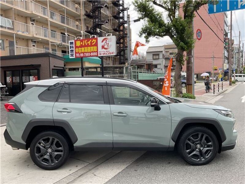 RAV4