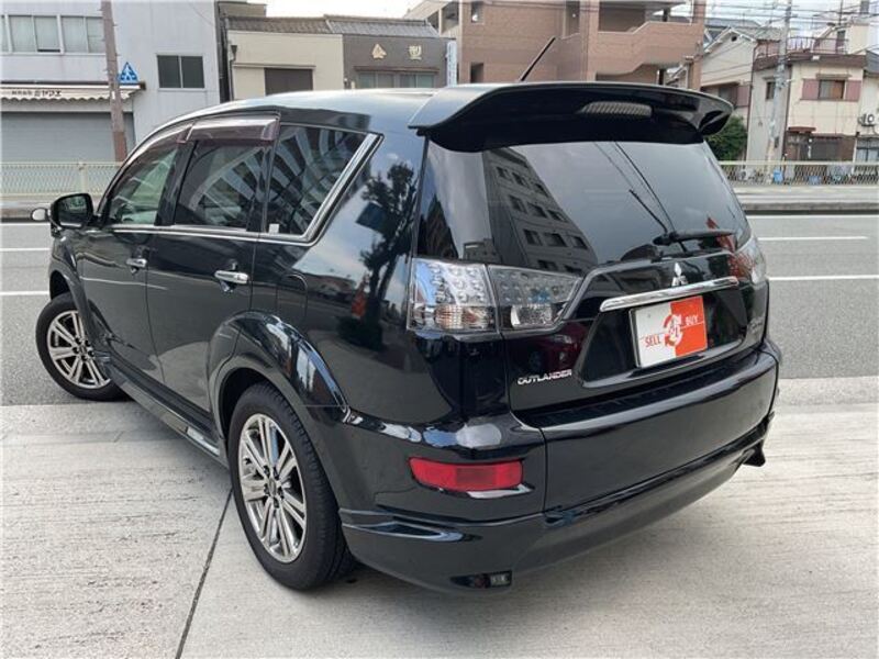 OUTLANDER