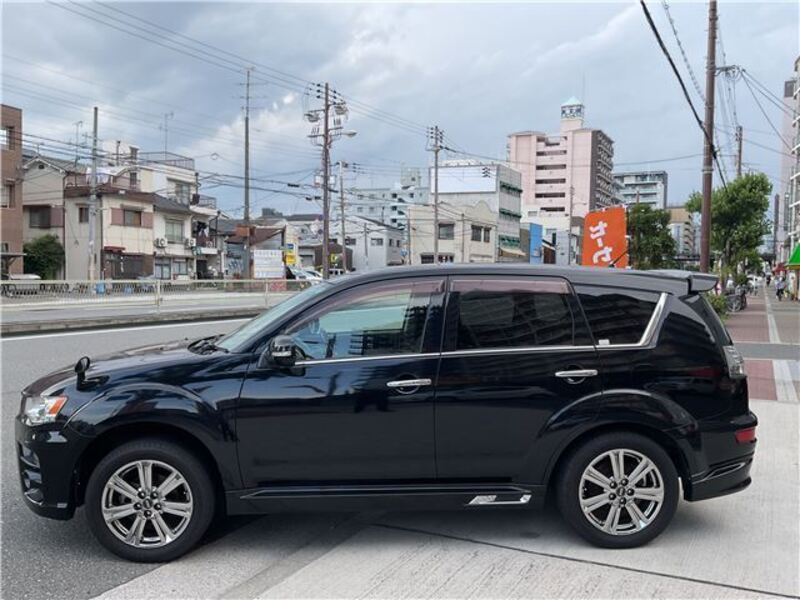OUTLANDER