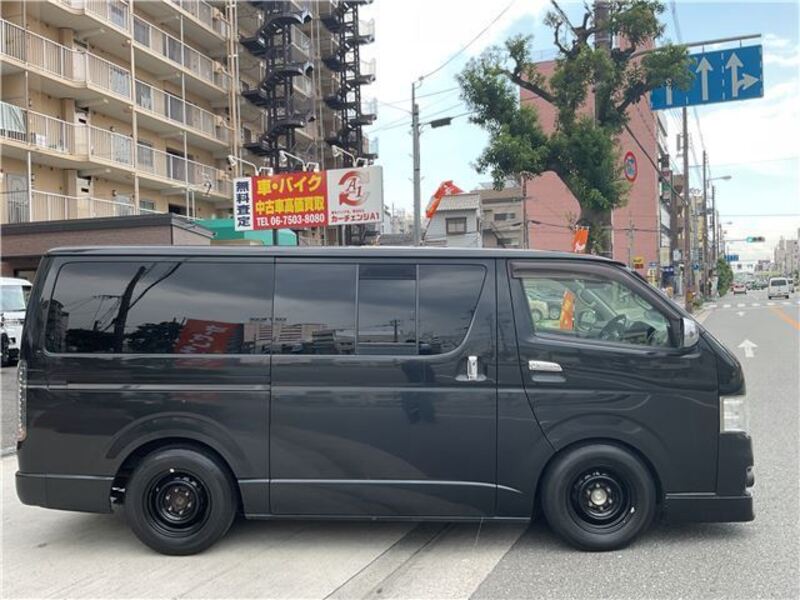 HIACE
