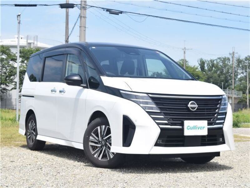 NISSAN SERENA