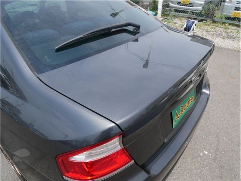 LEGACY B4