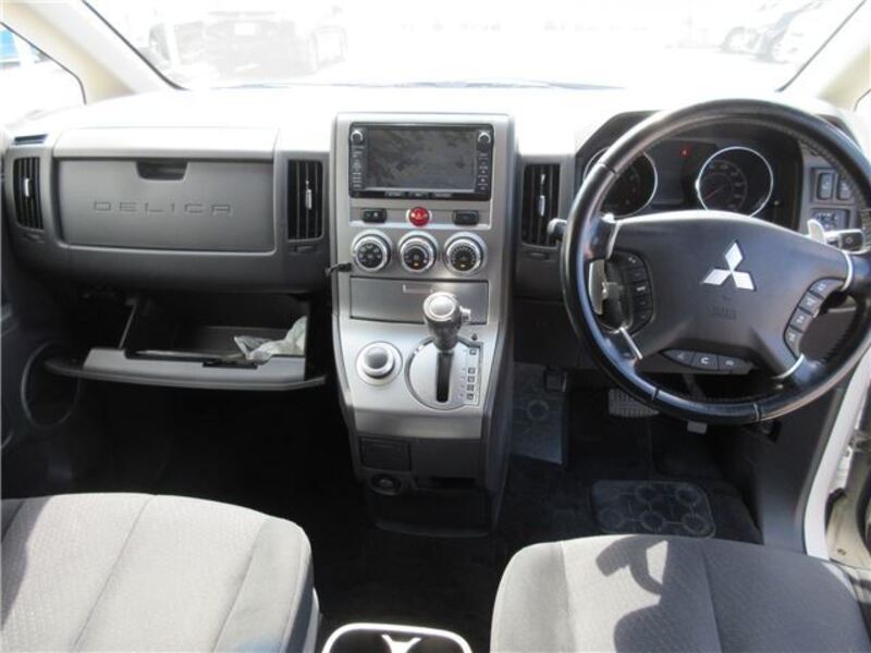 DELICA D5