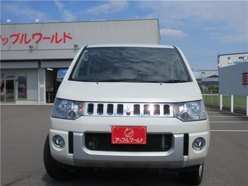 DELICA D5