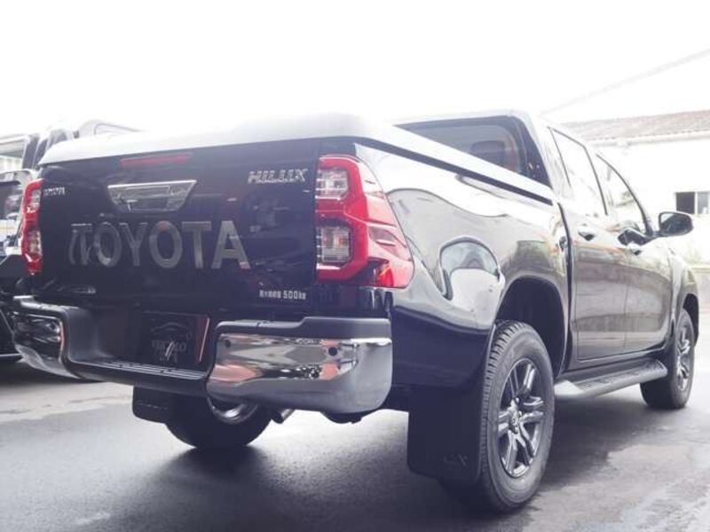 HILUX