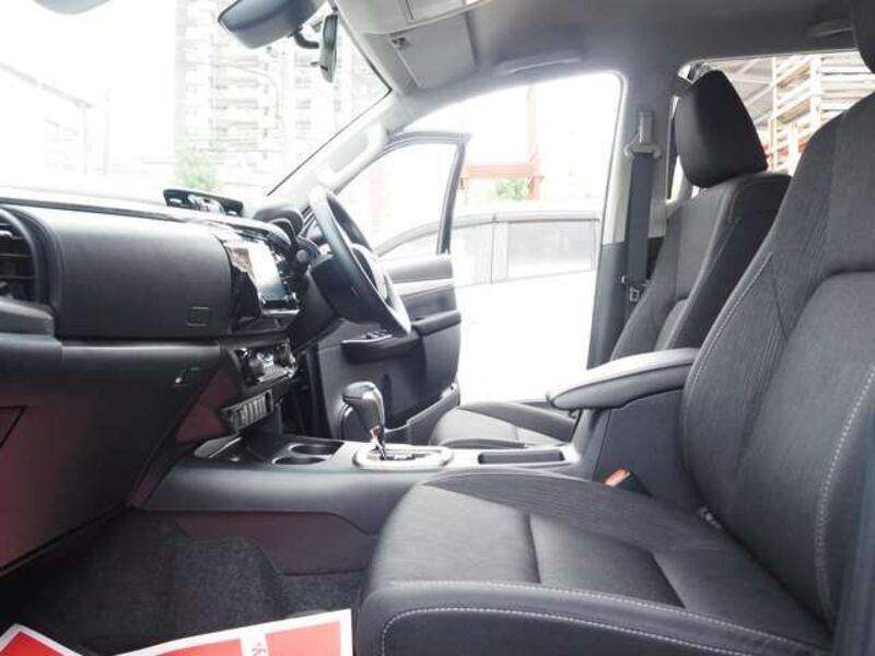 HILUX