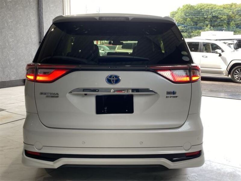 ESTIMA HYBRID