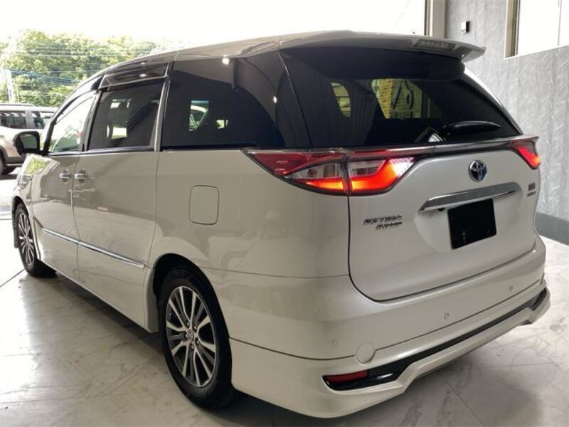 ESTIMA HYBRID