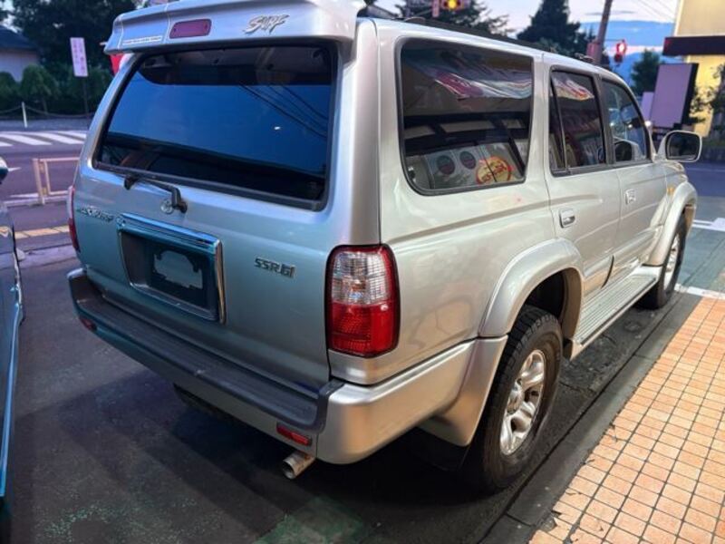 HILUX SURF