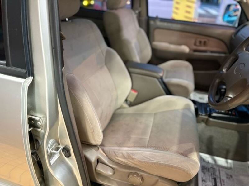 HILUX SURF