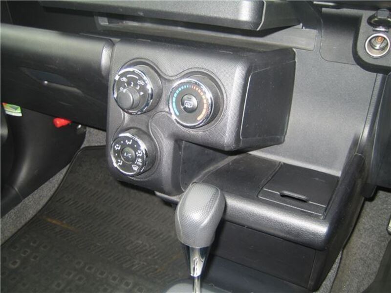 SUCCEED VAN
