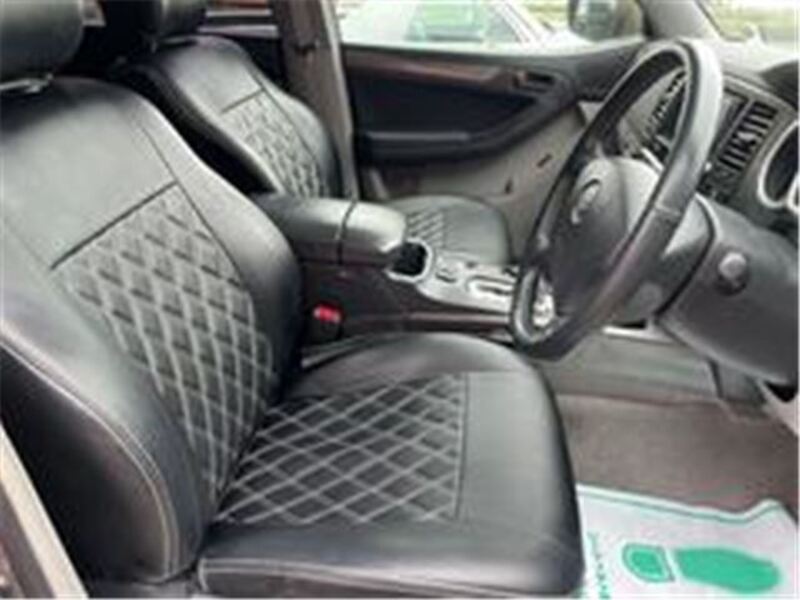 HILUX SURF