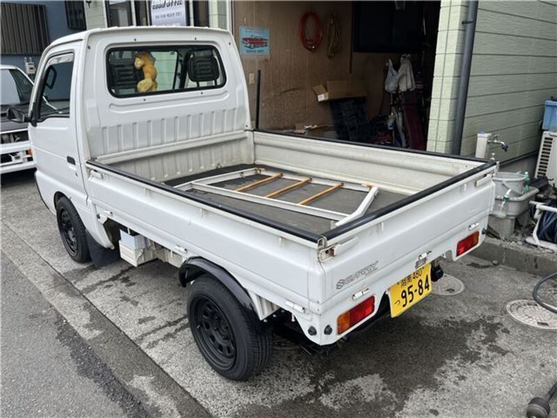 CARRY TRUCK