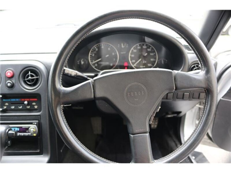 EUNOS ROADSTER