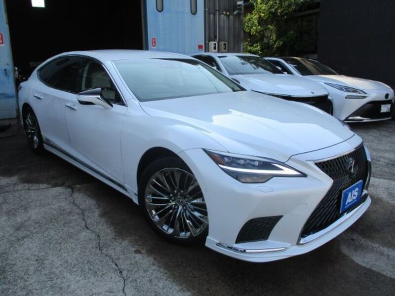 LEXUS LS