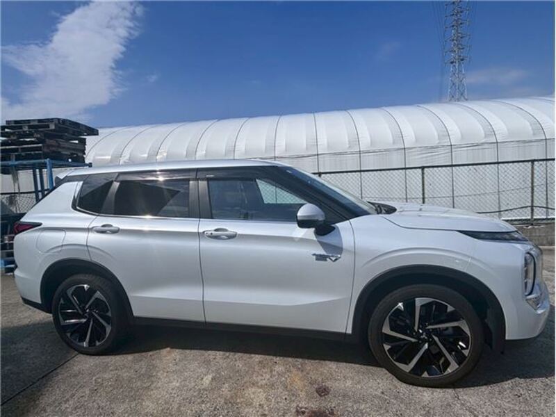 OUTLANDER PHEV