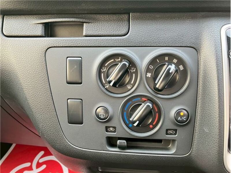 CARAVAN VAN