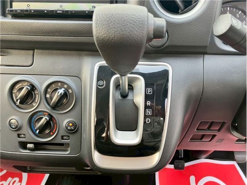 CARAVAN VAN