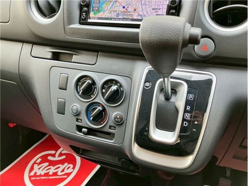 CARAVAN VAN