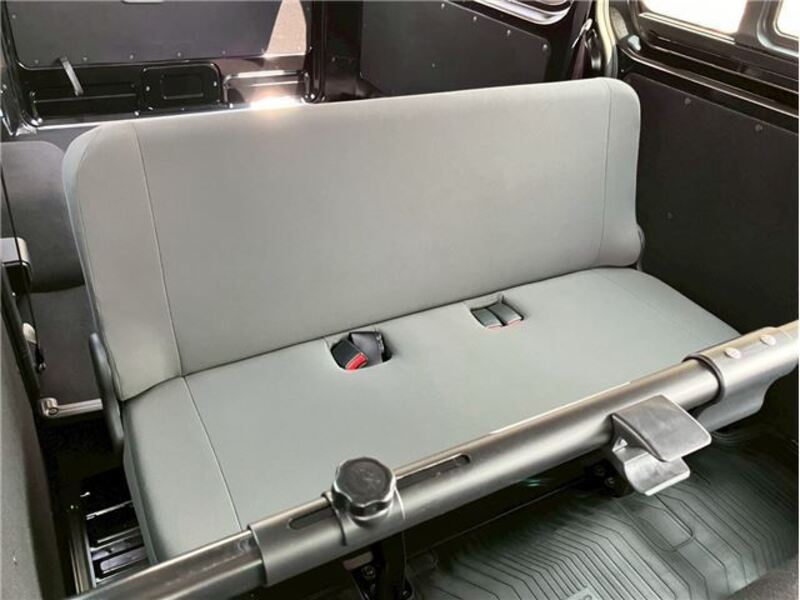 CARAVAN VAN