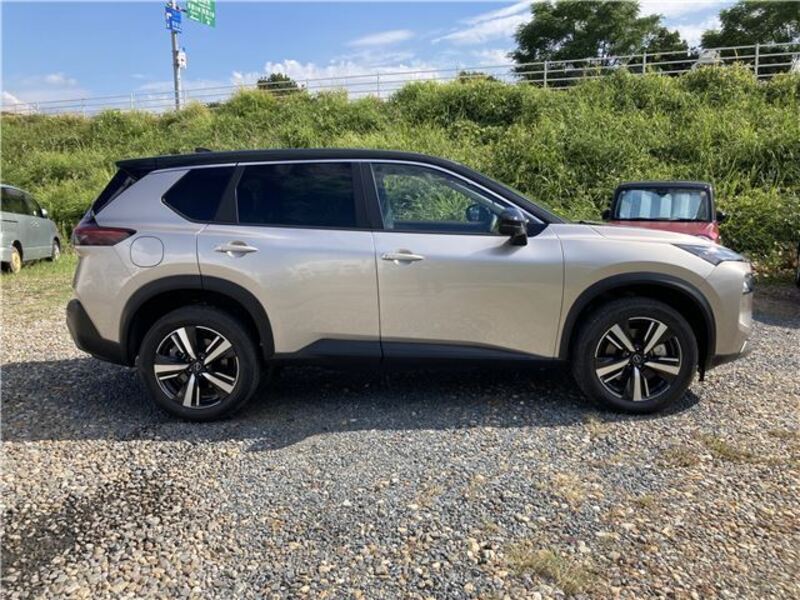 X-TRAIL