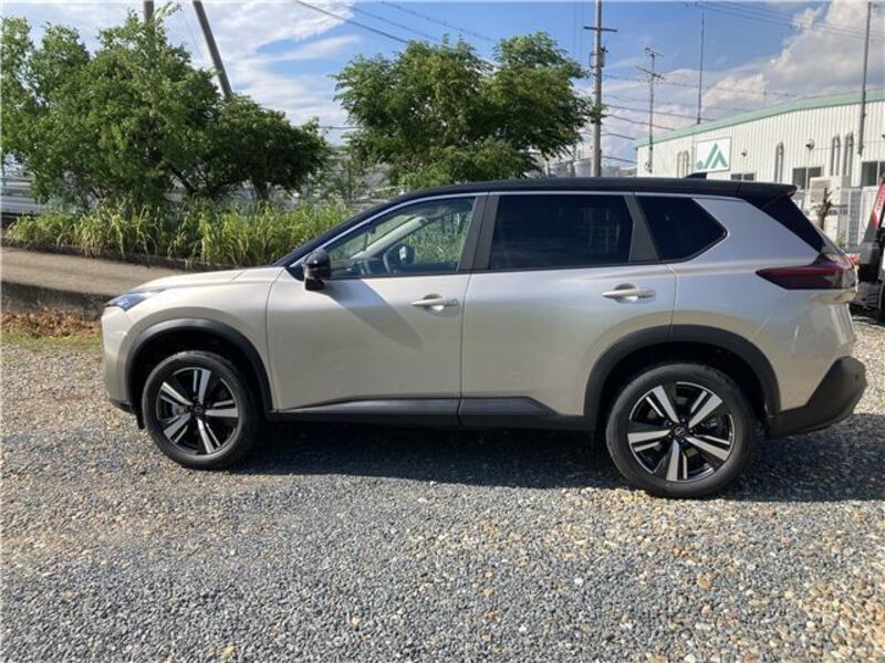 X-TRAIL