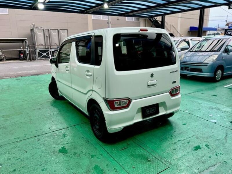 WAGON R