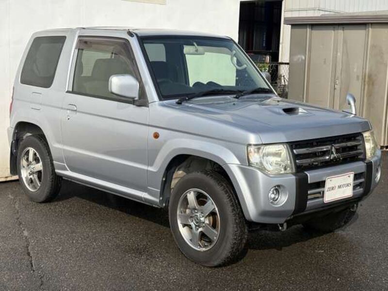PAJERO MINI