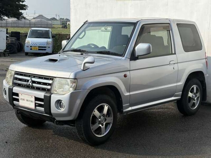 PAJERO MINI