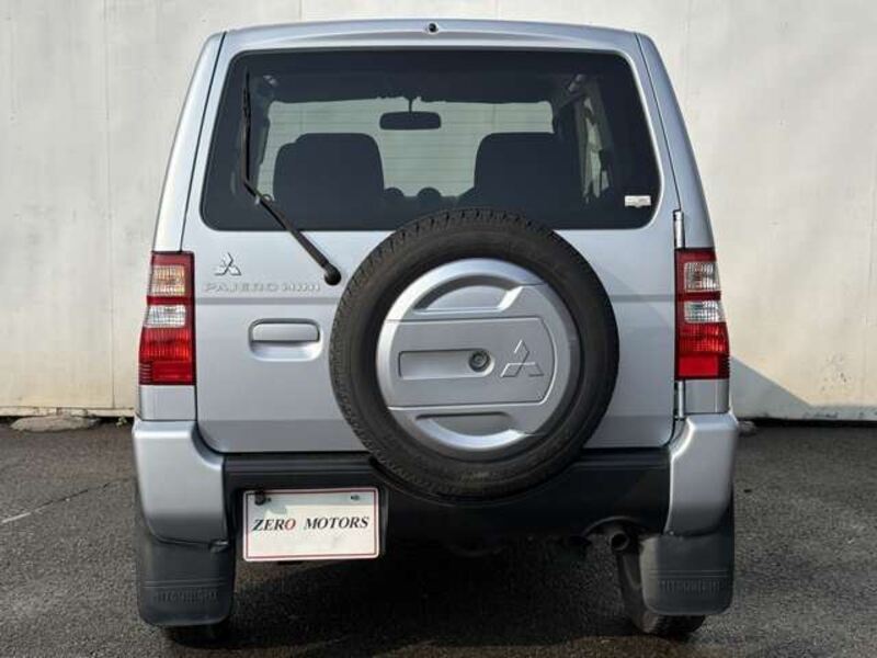 PAJERO MINI