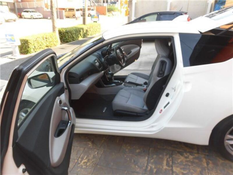 CR-Z