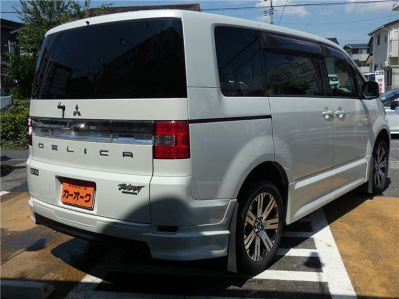 DELICA D5