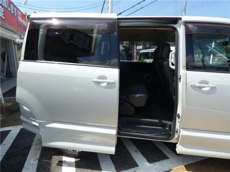 DELICA D5