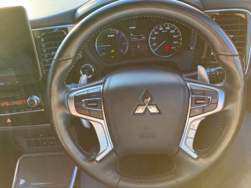 OUTLANDER PHEV