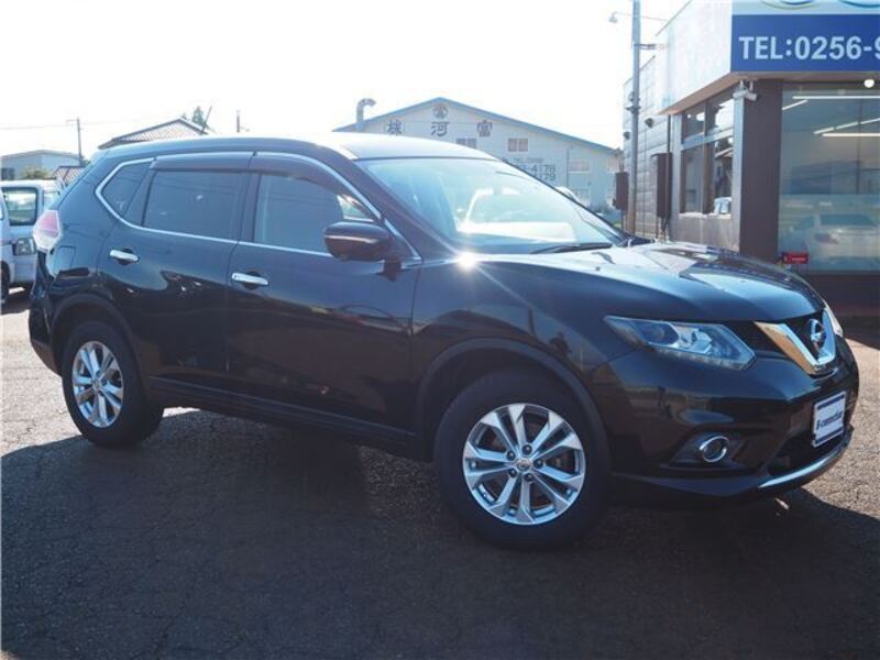 X-TRAIL